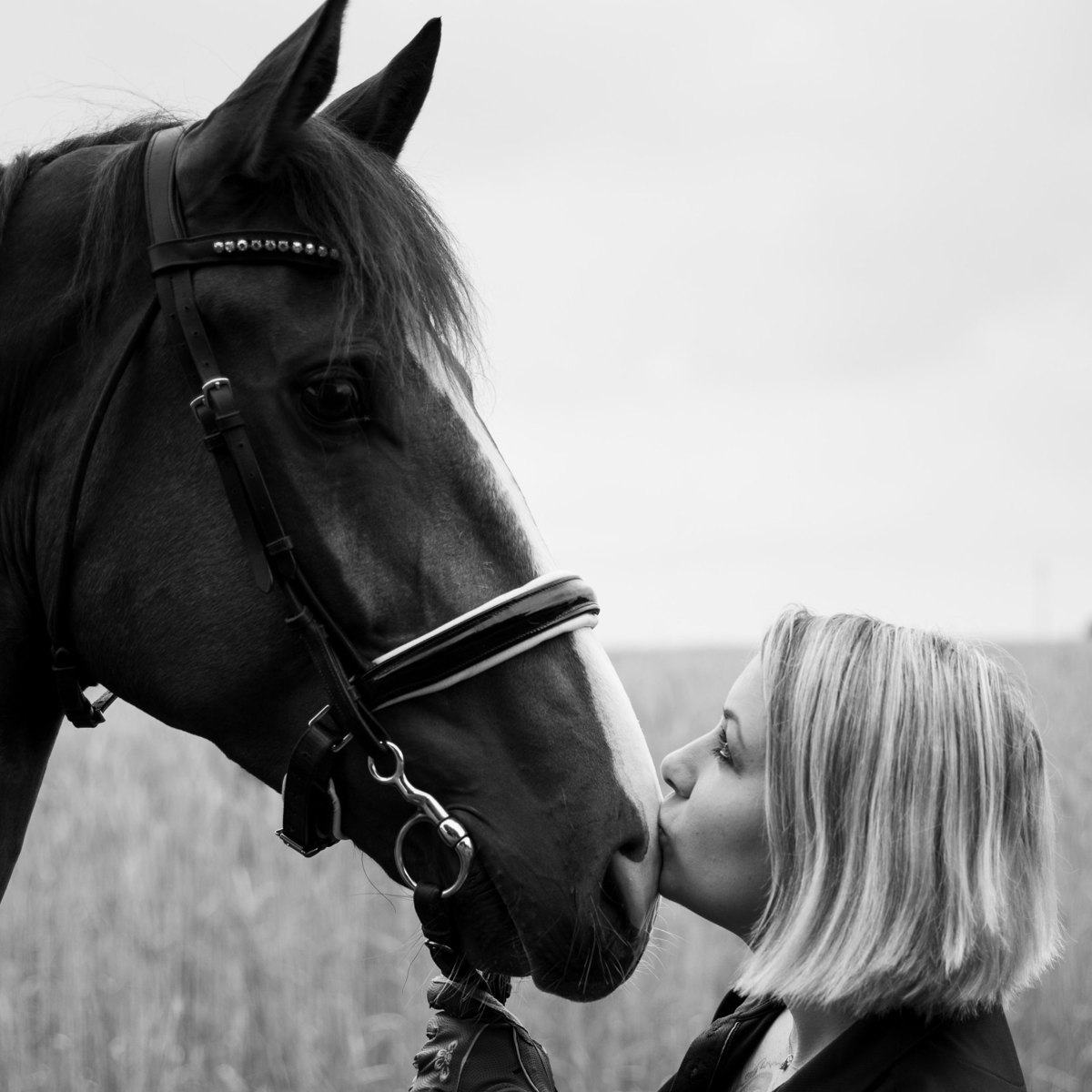 Equiveron founder kissing her horse on the nose