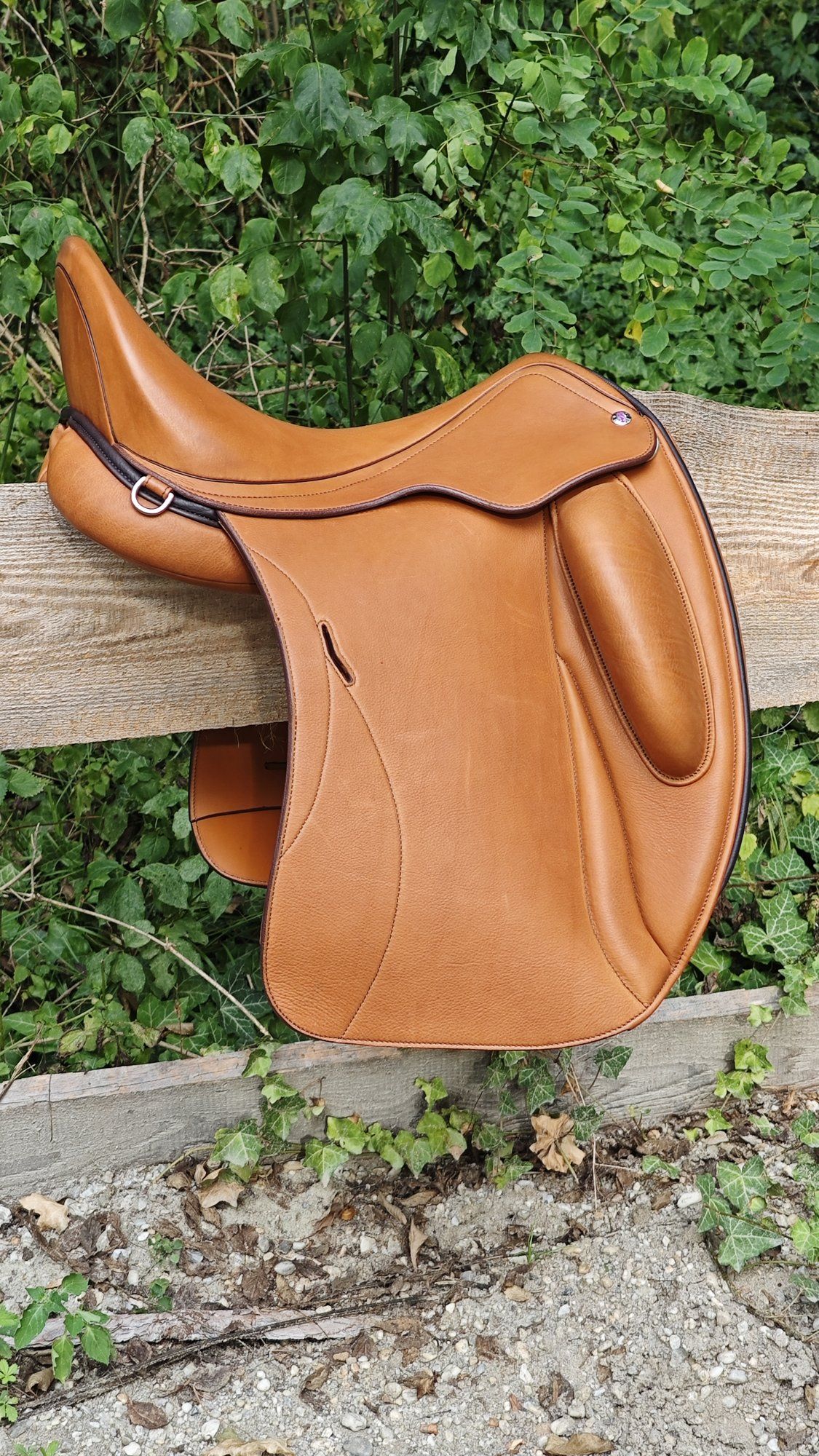 Cognac Equiveron dressage saddle